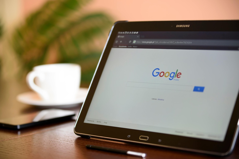 Página inicial do Google em tablet